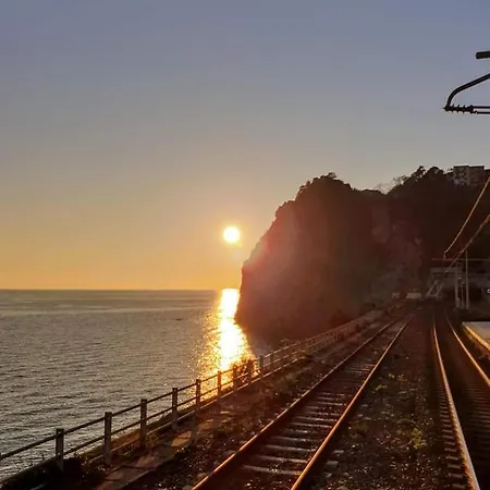 Dalla Raffy Lägenhet La Spezia